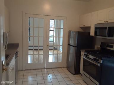 Main picture of 17 Greenwich Ave