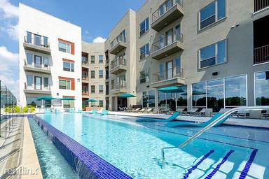 Main picture of Encore Montrose Apartments