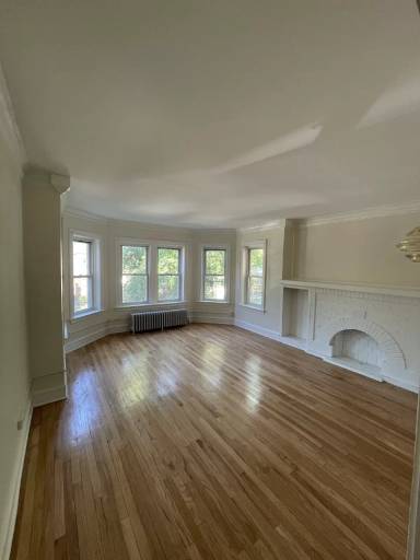 Main picture of 7035 S Indiana Ave