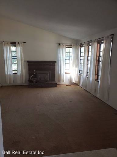 Main picture of 2686 Chad Dr