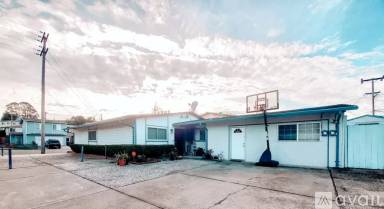 Main picture of 1129 S 55th St