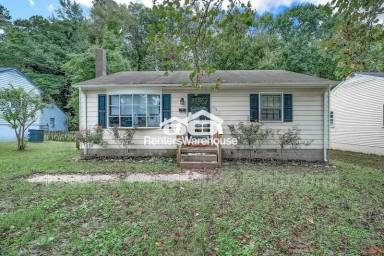 Main picture of 103 N Spruce Ave