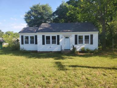 Main picture of 105 Peachtree St