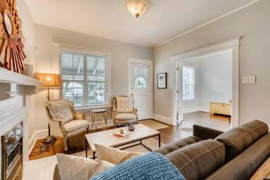Main picture of 1316 E 8th Ave