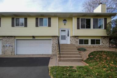 Main picture of 4497 Clover Ln