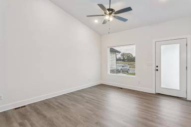 Main picture of 5115 S Chase Cir