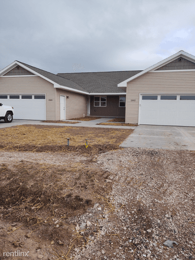 Main picture of 2400 Welhouse Dr