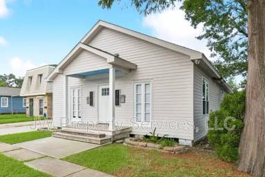 Main picture of 3701 Derbigny St
