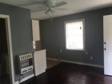 Main picture of 4406 Pease St