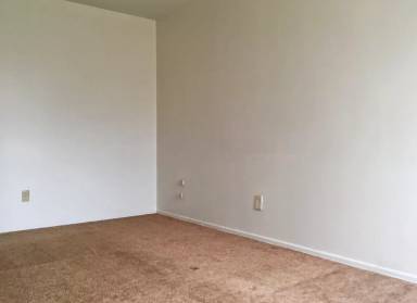 Main picture of 1989 Cambridge Dr
