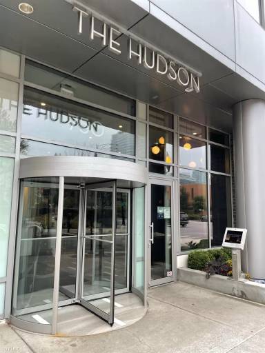 Main picture of Chicago And Hudson