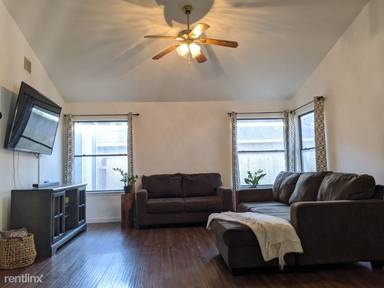 Main picture of 2200 Wells Port Cv