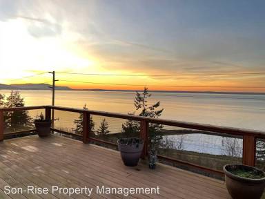 Main picture of 229 N State St