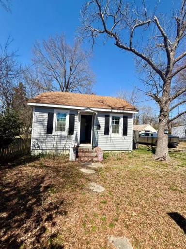 Main picture of 1718 National St