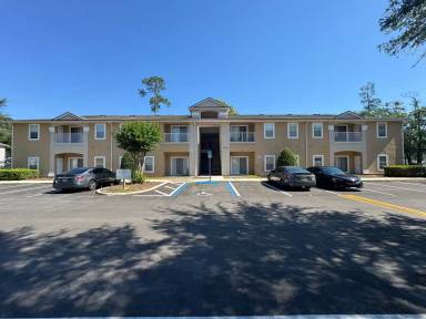 Main picture of 6063 Maggies Cir