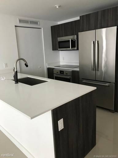 Main picture of Aria on The Bay