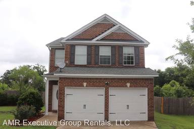 Main picture of 1310 Adie St