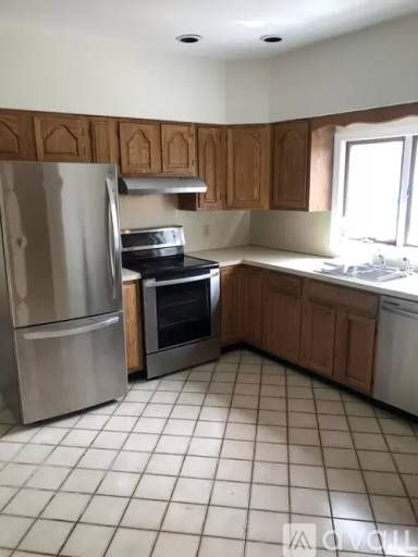 Main picture of 292 Belgrade Ave