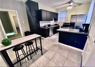 Main picture of 4559 Loughborough Ave