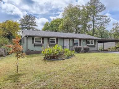 Main picture of 1232 Greenwood Ln