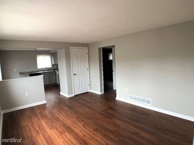 Main picture of 162 Pointview Rd