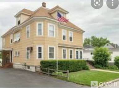 Main picture of 21 Quirin St