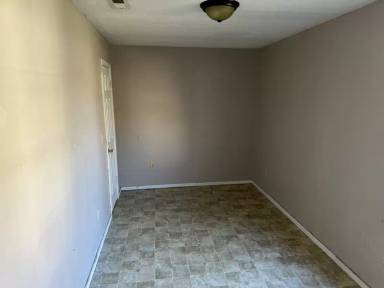 Main picture of 618 Israel Rd