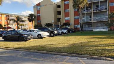 Main picture of Royal Point Condo