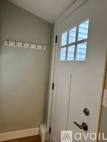 Main picture of 5 Lincoln St