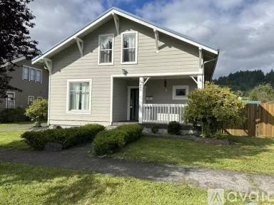 Main picture of 440 SW Cascade Ave