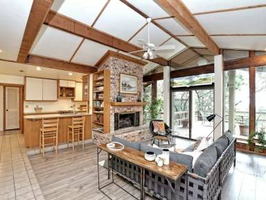 Main picture of 5205 Scenic View Dr