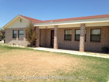 Main picture of 702 Masters Dr