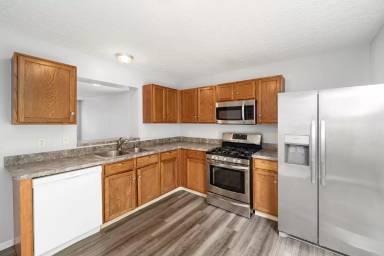 Main picture of 863 Robmeyer Dr