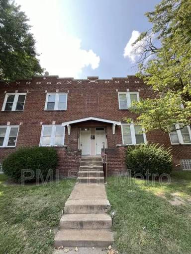 Main picture of 4709 Newport Ave