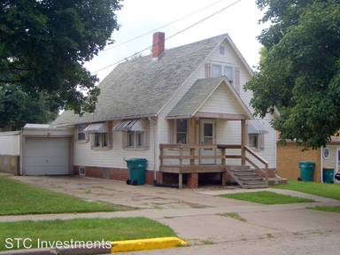 Main picture of 306 N Charles St