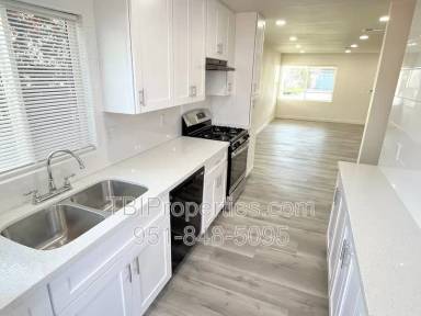 Main picture of 5769 Eugene St