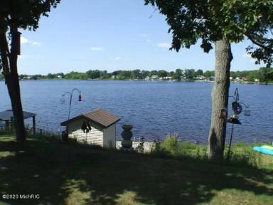 Main picture of 22051 Leota Dr