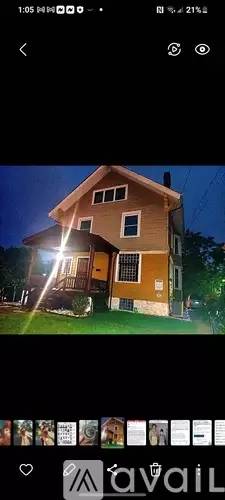 Main picture of 907 Lexington Ave