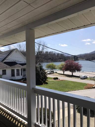 Main picture of 60 Sequoia Dr