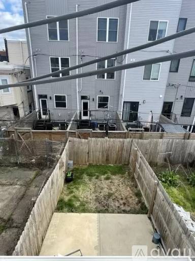 Main picture of 2538 Nicholas St