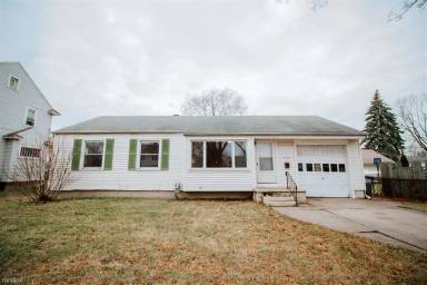 Main picture of 3347 Blackstone Dr