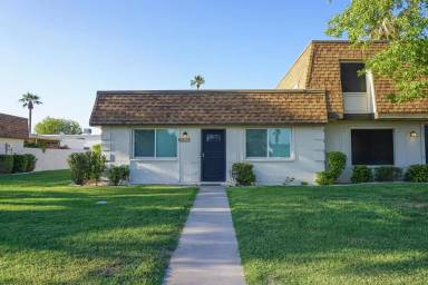 Main picture of 8232 E Chaparral Rd
