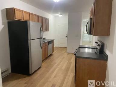 Main picture of 33 Belknap St