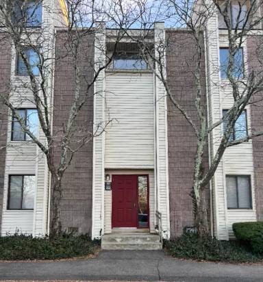 Main picture of 156 Burgundy Hill Ln