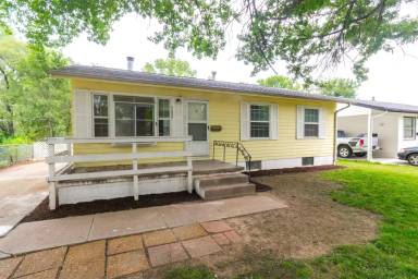 Main picture of 6607 N 46th Ave