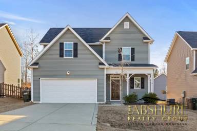 Main picture of 305 E Webber Ln