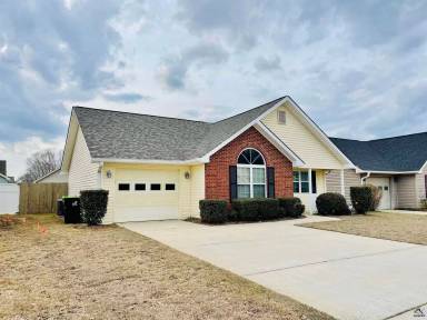 Main picture of 321 Deerfield Cir