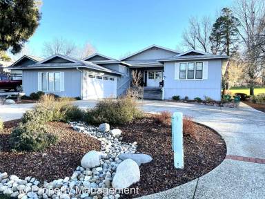 Main picture of 11977 Lake Wildwood Dr