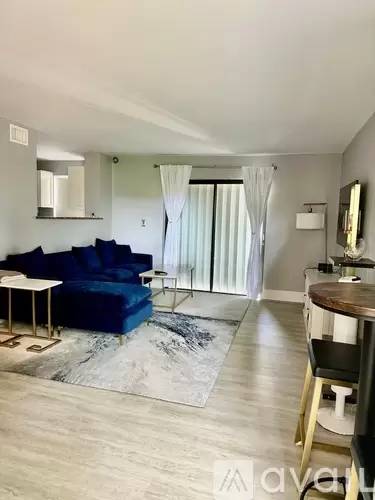Main picture of Jefferson Plaza Condo