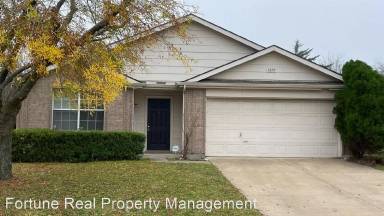 Main picture of 1819 Citadel Dr